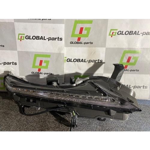 【GP美品】純正品 レクサス NX300/300H/200T AGZ10系/AYZ10系 クリアランスランプ 右 81610-78060