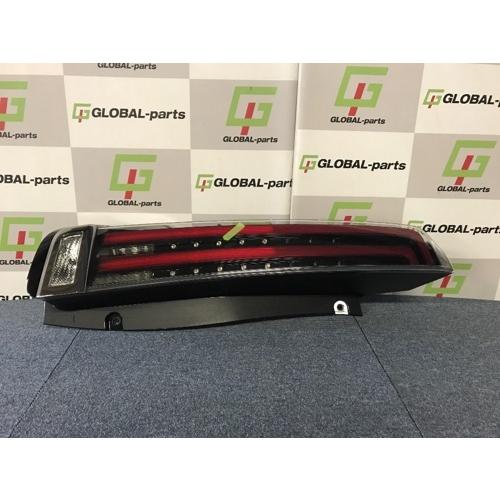【GP美品】純正品 トヨタ ノア/エスクァイア ZRR80/ZWR80 テールランプ 左 81561-28711