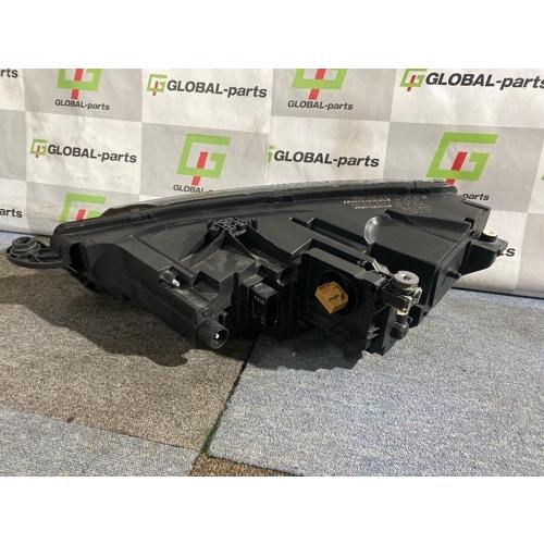 【GPマテリアル品】純正品 アウディ TT 8S ヘッドランプ 右 8S0941774Gの画像