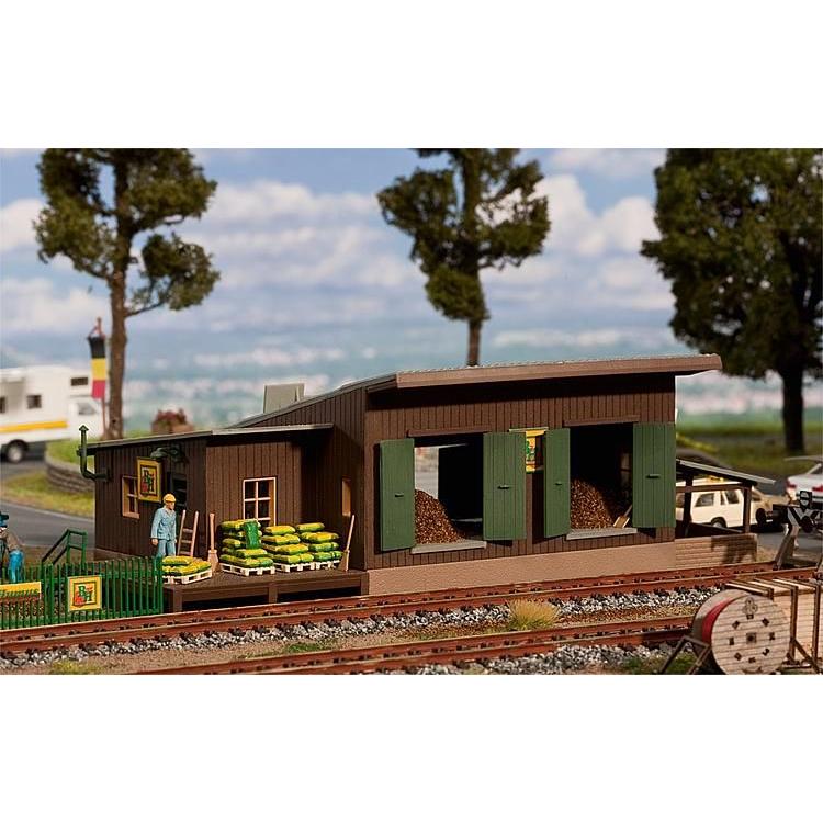 ファーラー(Faller) HO 有機腐葉土販売所 120259 | 