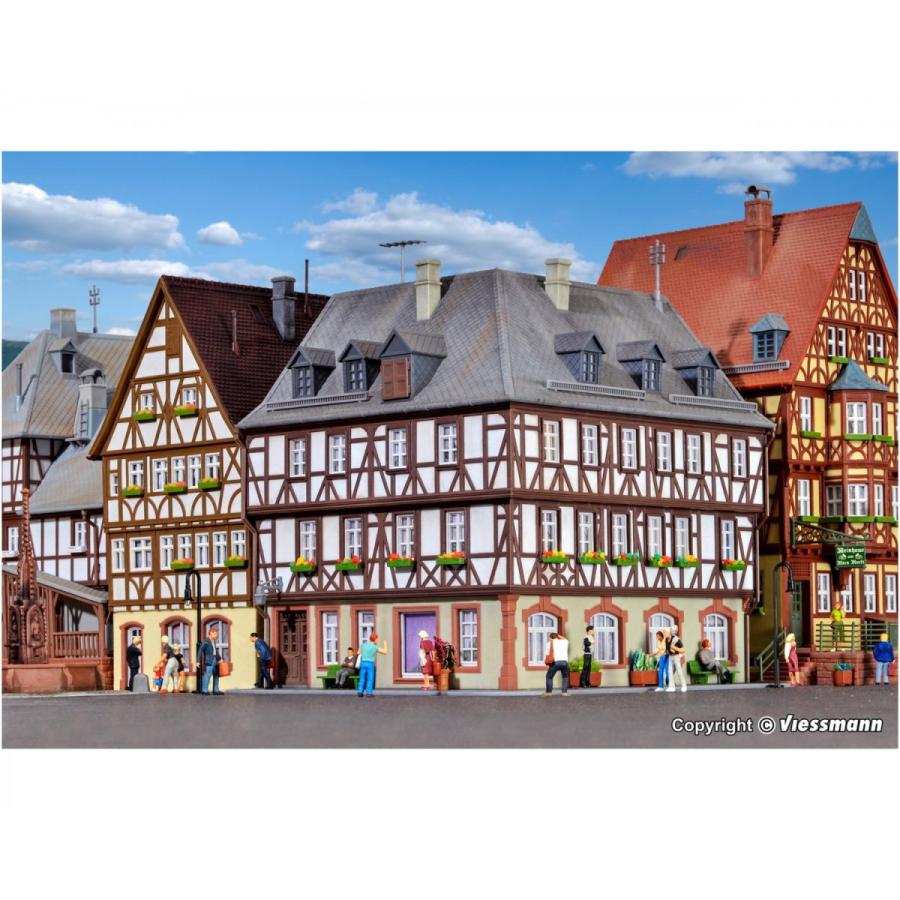 Kibri(キブリ) HO Half-timbered corner house Miltenberg 38904｜global-train