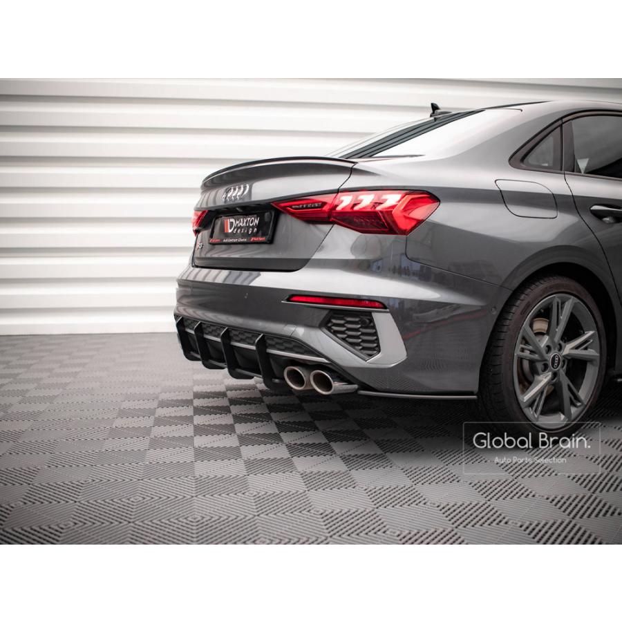 Audi（アウディ） A3 8Y Sライン/S3 セダン リア センター