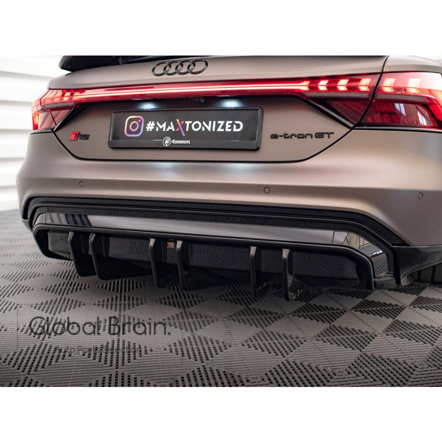 Audi（アウディ） e-トロン e-tron GT / RS リア センター