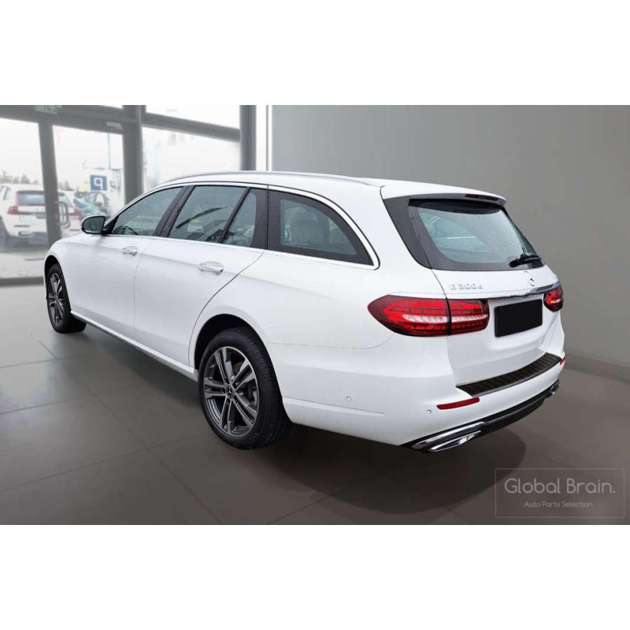 Mercedes-Benz（メルセデス・ベンツ） Eクラス W213 ワゴン S213 リア
