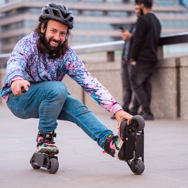 お値下げ ESCEND BLADES Doop Boots 電動 インラインスケート ローラーブレード スケート ローラースケート 子供 大人 誕生日 プレゼント クリスマス ブラック 【JSB2529935641】(89232円)