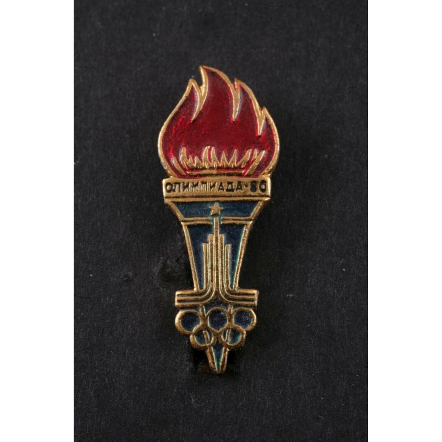 ピンバッジ Soviet Torch Flame Rings 1980 Moscow Summer Olympics badge pin USSR