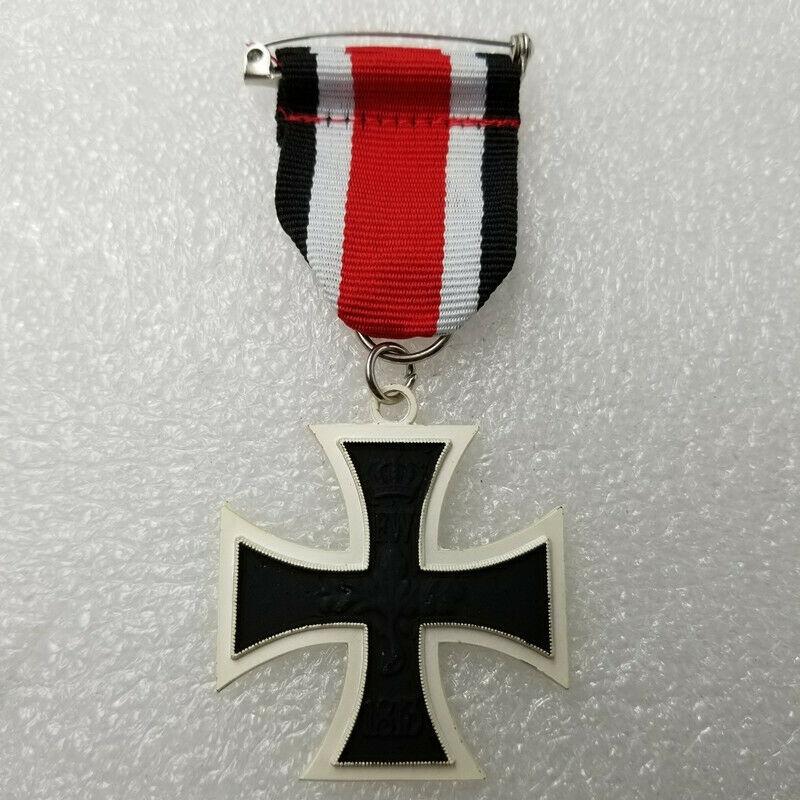 ピンバッジ WWI 1813 German iron cross medal oak leaf crown badge brooch pin