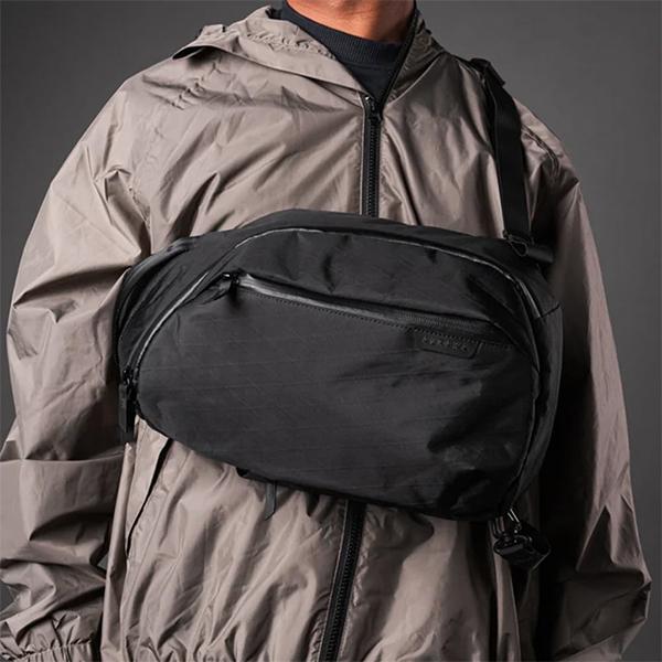 アルパカ ALPAKA スリング/ショルダー バッグMETRO CROSSBODY X-PAC