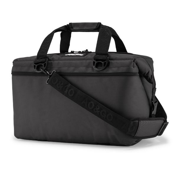 AO Coolers 【並行輸入品】 エーオー クーラーズ クーラーバッグ 36
