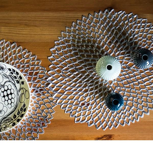 美品　Chilewich チルウィッチ ランチョンマット　ダリア 4枚 ダイニングテーブル上を彩り、素敵なディナーに [chilewich