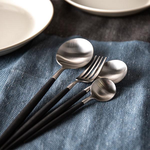 Cutipol クチポール GOA ゴア　ブラック　カトラリー　スプーン 楽天市場】【正規品】Cutipol クチポール カトラリー / GOA ゴア