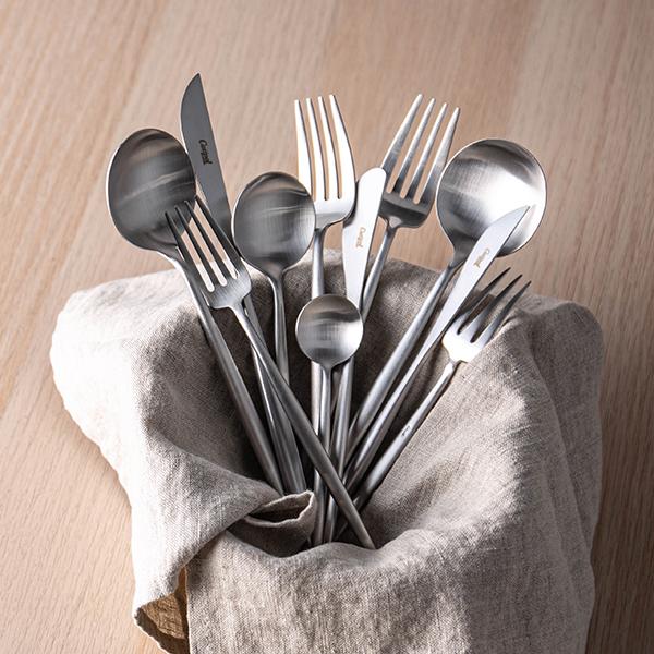 クチポール Cutipol ムーンマット MOON MATT デザートフォーク Dessert fork シルバー Silver カトラリー 5609881790908 MO07F｜glv｜08