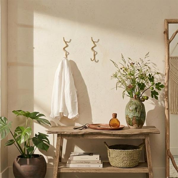 【並行輸入品】 ファームリビング Ferm Living タオルホルダー タオル掛け カーバチュアフック 真鍮 |  | 10
