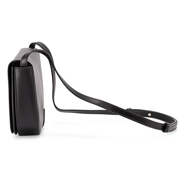 IL BISONTE PICCARDA TONDINA ブラック Mサイズ 楽天市場】＼店内、モール内最安挑戦中／ イルビゾンテ Il