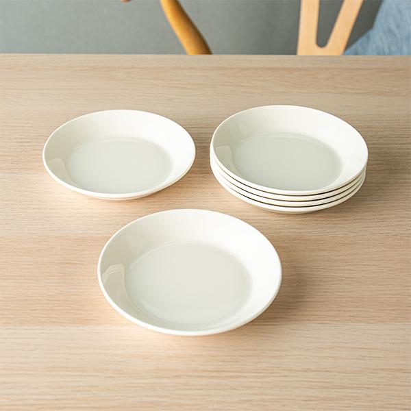 iittala（イッタラ） 【並行輸入品】 皿 ティーマ 15cm 150mm 北欧