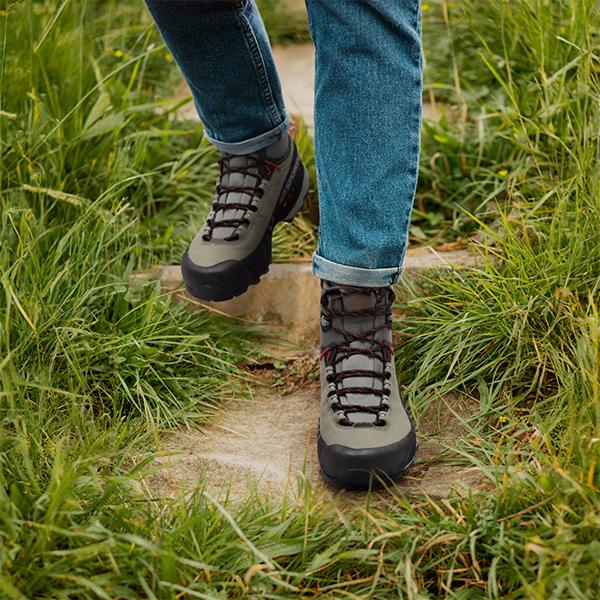 LA SPORTIVA（スポルティバ） 【並行輸入品】 靴 トラバース シューズ