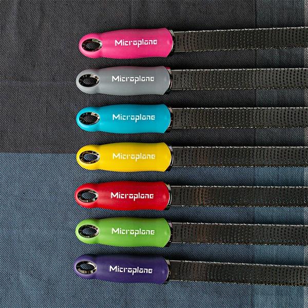 【並行輸入品】 おろし金 おろし器 マイクロプレイン Microplane プレミアム シリーズ ゼスター グレーター チーズグレーター グレーター すりおろし器 すりお | microplane | 37