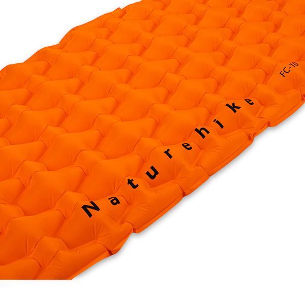 新品未開封　Naturehike スリーピングエアーマット r35-m-gn-3.jpg