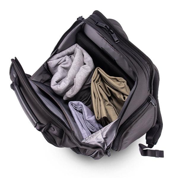 TUMI トゥミ バックパック アルファ 3 コンパクト ラップトップ TUMI トゥミ バックパック アルファ 3 コンパクト ラップトップ