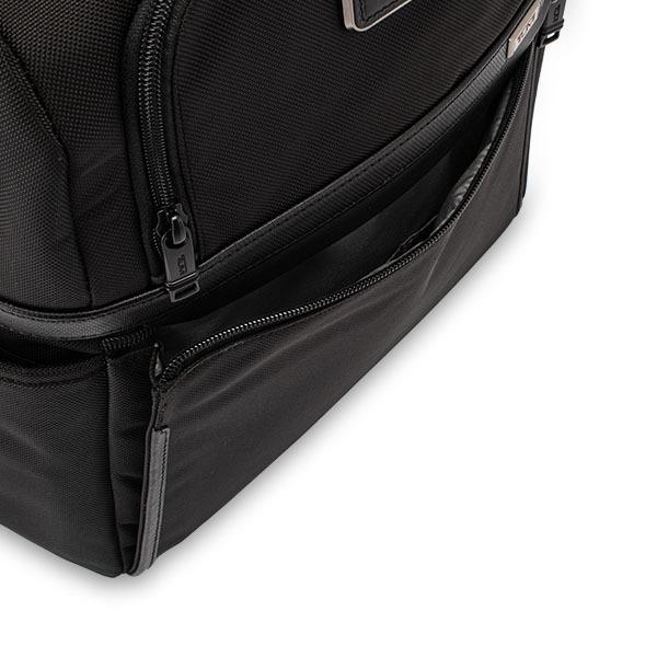 TUMI（トゥミ） 【並行輸入品】 ビジネスバッグ スリム