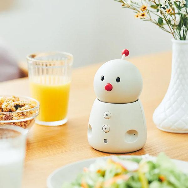 見守り コミュニケーション ロボット ボッコ エモ BOCCO emo 留守番 遠隔 IoT おしゃべり ユカイ工学 ボッコ BOCCO 遠隔 見守り エモ ロボット ユカイ工学 おしゃべり emo IoT 留守番 コミュニケーション