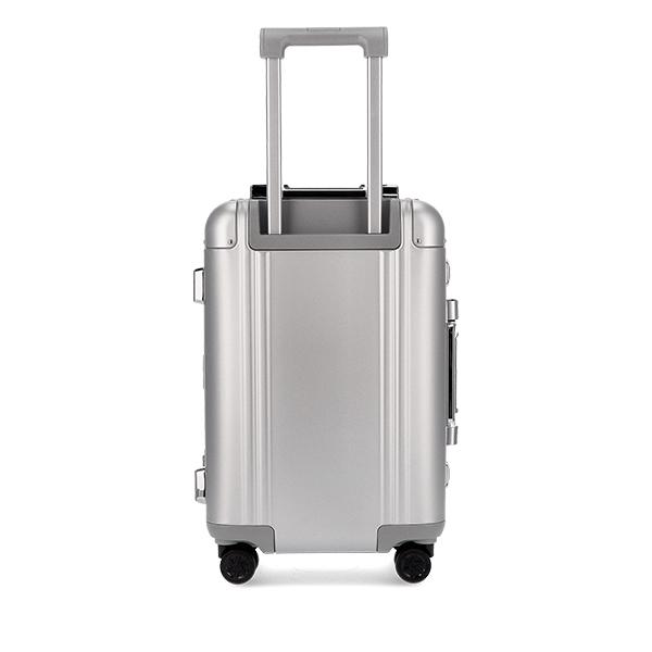 【新品近】ZERO HALLIBURTON キャリーケース　機内持ち込み可 ZERO HALLIBURTON 【並行輸入品】 ゼロハリバートン Zero Halliburton