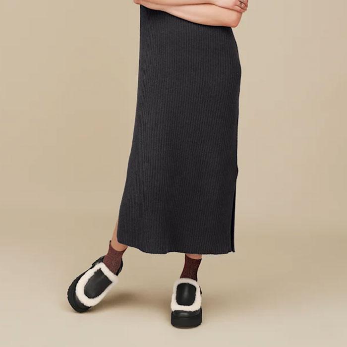 UGG（アグ） 2025FW【安心の国内正規品】 レディース エスミー レザー