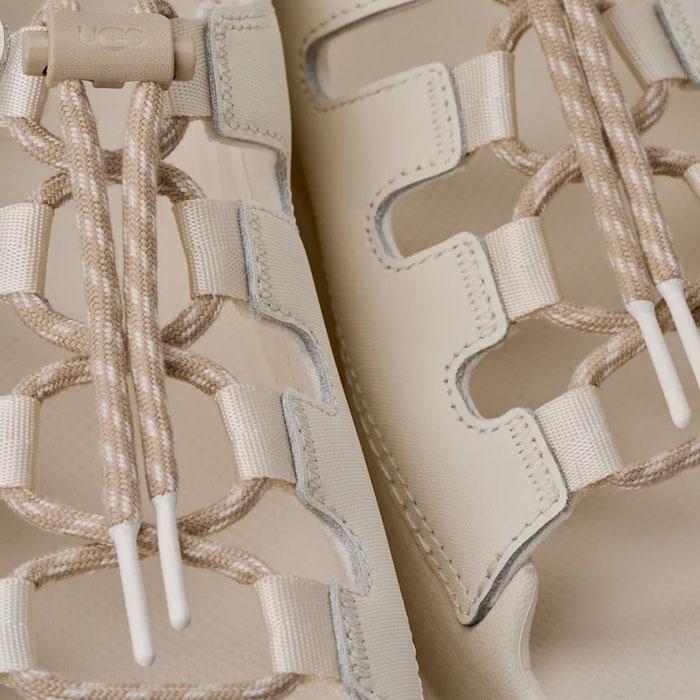 2026SS【安心の国内正規品】 UGG アグ レディース ゴールデングロウ トグル 1179370 GoldenGlow Toggle ブラック ジャスミン サンダル 厚底 プラットフォームの画像