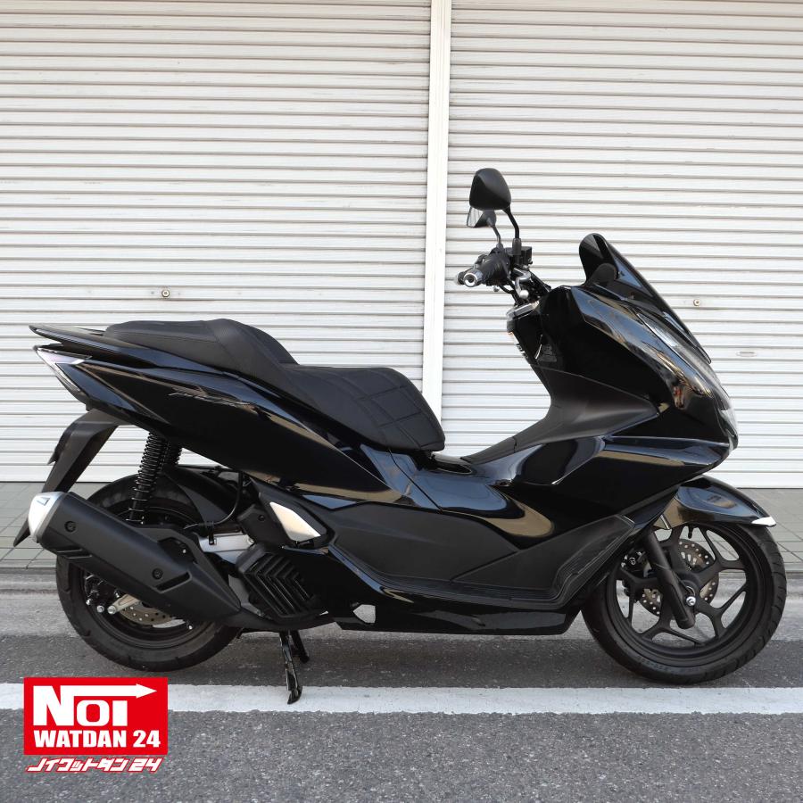 PCX　ローダウンシート　PCX160 PCX150 PCX125　NOI WATDAN24　段付きダイヤプレス　約2cmローダウン　カーボンブラック/ブラックステッチ　 高反発ウレタン内蔵 | ホンダ | 07