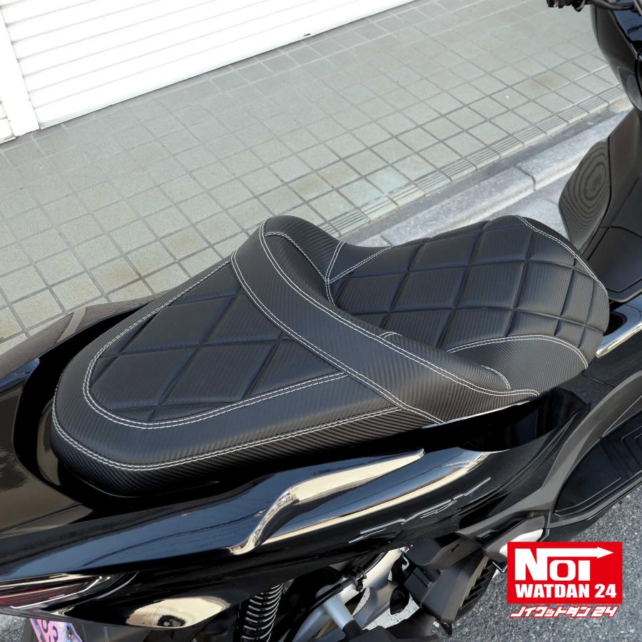 PCX　ローダウンシート　PCX160 PCX150 PCX125　NOI WATDAN24　段付きダイヤプレス　約2cmローダウン　カーボンブラック/ホワイトステッチ　 高反発ウレタン内蔵 | ホンダ | 10