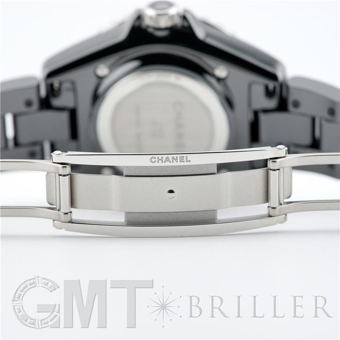 CHANEL シャネル J12 ブラックセラミック 33mm H5701 新品 CHANEL シャネル J12 ブラックセラミック 33mm H5701 新品
