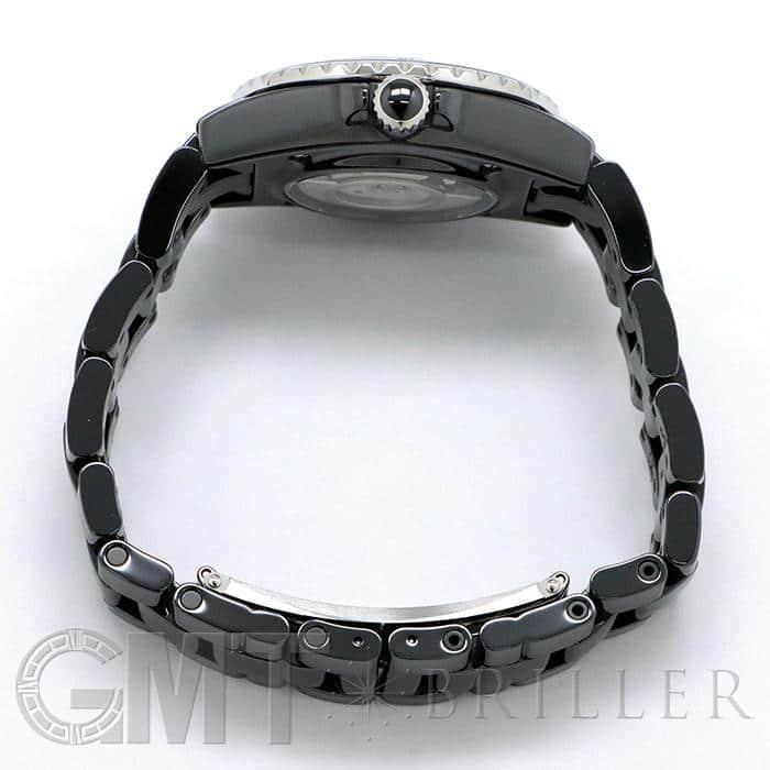 CHANEL シャネル J12 H5696 ブラックセラミック 33mm 【2022年 CHANEL シャネル J12 H5696 ブラックセラミック 33mm 【2022年