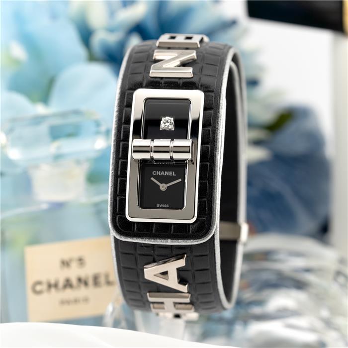 CHANEL（シャネル） コードココ ウォンテッド ドゥ H6947 CHANEL 中古