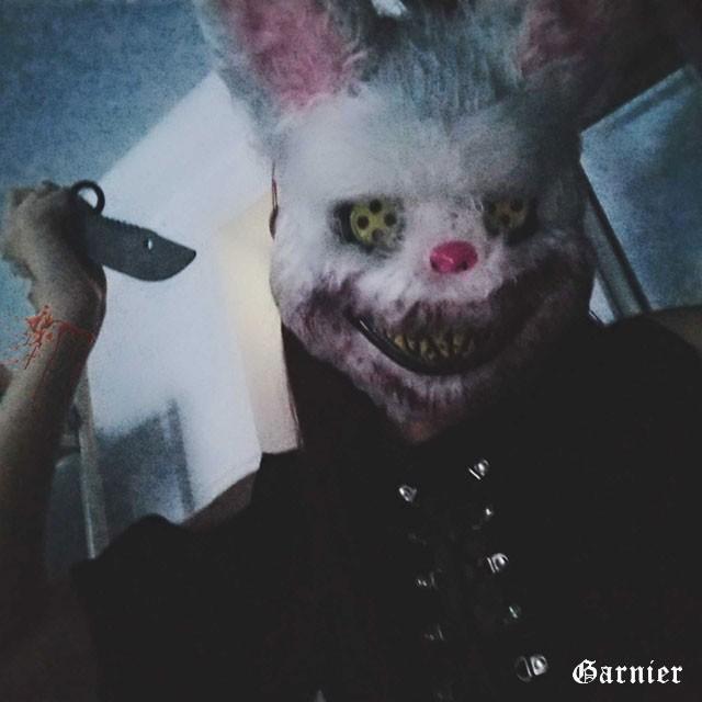 簡単 コスプレ 仮装 マスク 仮面 ウサギ ナイフ付き 血 コスプレ クリスマス イベント パーティー Hw035r Garnier ガルニエ Yahoo 店 通販 Yahoo ショッピング