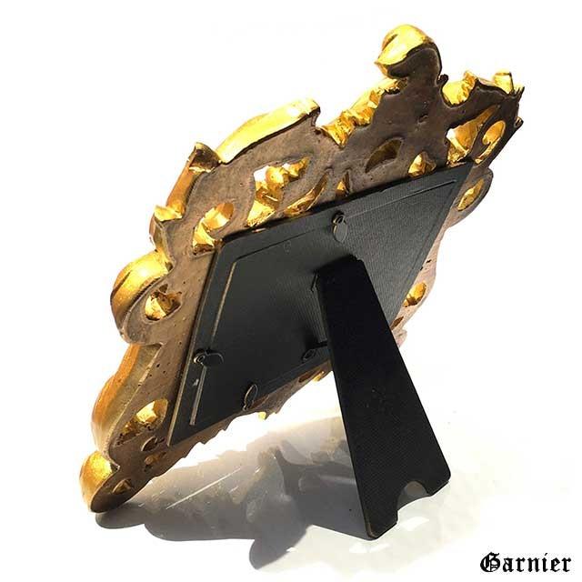 アンティーク調フランス製装飾的なゴールドのフォトフレーム3点セット フランスアンティーク、真鍮製（ブラス）のフォトフレーム(m