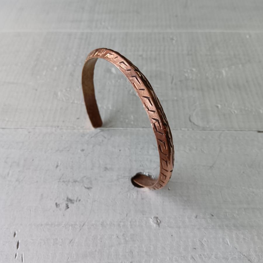 ハンドメイド 銅製 エスニック模様 バングル 銅 バングル コッパー ブレスレット ネパール ハンドメイド エスニック