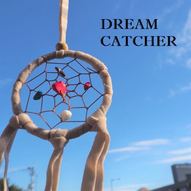 送料無料 ドリームキャッチャー 車 カー用品 ルームミラー アクセサリー 壁掛け 羽根 安眠 お守り 魔除け