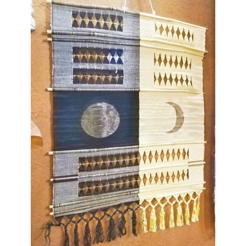 タペストリー アジアン 月と太陽 壁 壁掛け ウォールデコレーション