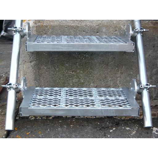 アルミ階段 足場用階段 1枚10000円 全部5枚