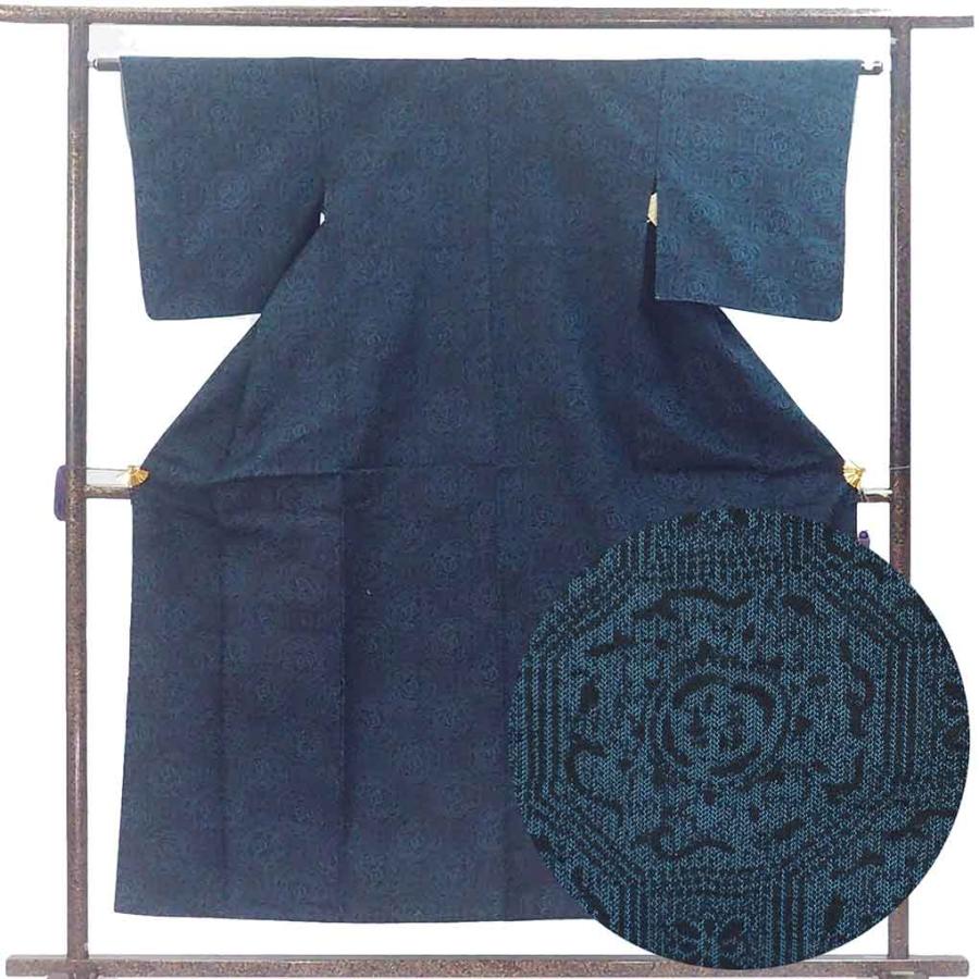 紬 身丈159.5cm 裄丈63.5cm 正絹 名品 【中古】 紬 身丈159.5cm 裄丈63.5cm S 袷 縞 燕 焦茶色 正絹 名品｜中古・古着