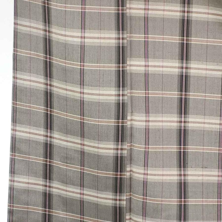 未使用品　単衣 紬 グレー 　身丈160cm 裄丈63.5cm お洒落 正絹 紬 身丈160cm 裄63cm レディース 袷 格子 裄Mサイズ 秋冬春用 正絹