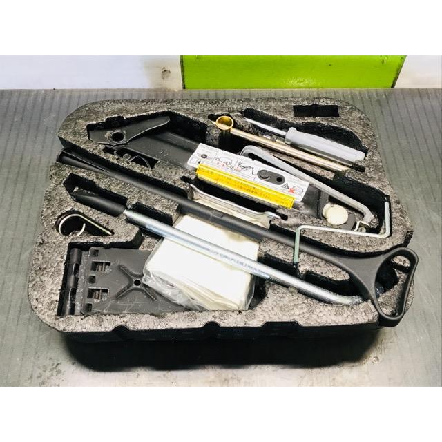BMW ミニ GH-RA16 車載工具 ジャッキセット : 000005000777700 : 長崎 