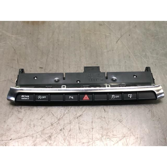 アウディ A3 DBA8VCPTL ハザードスイッチ 000005266469150長崎リパーツ ヤフーショップ 通販