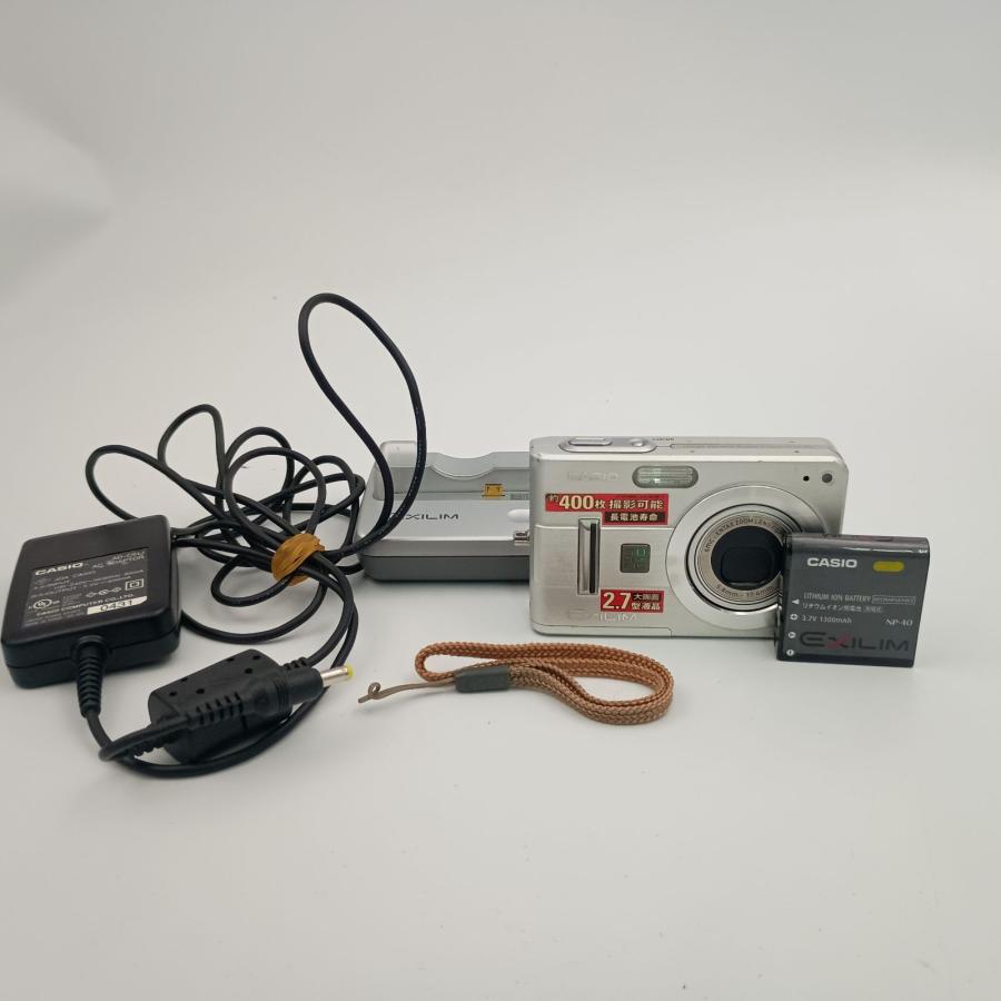 CASIO EXILIM EX-Z57 Compact DIGITAL Camera SILVER