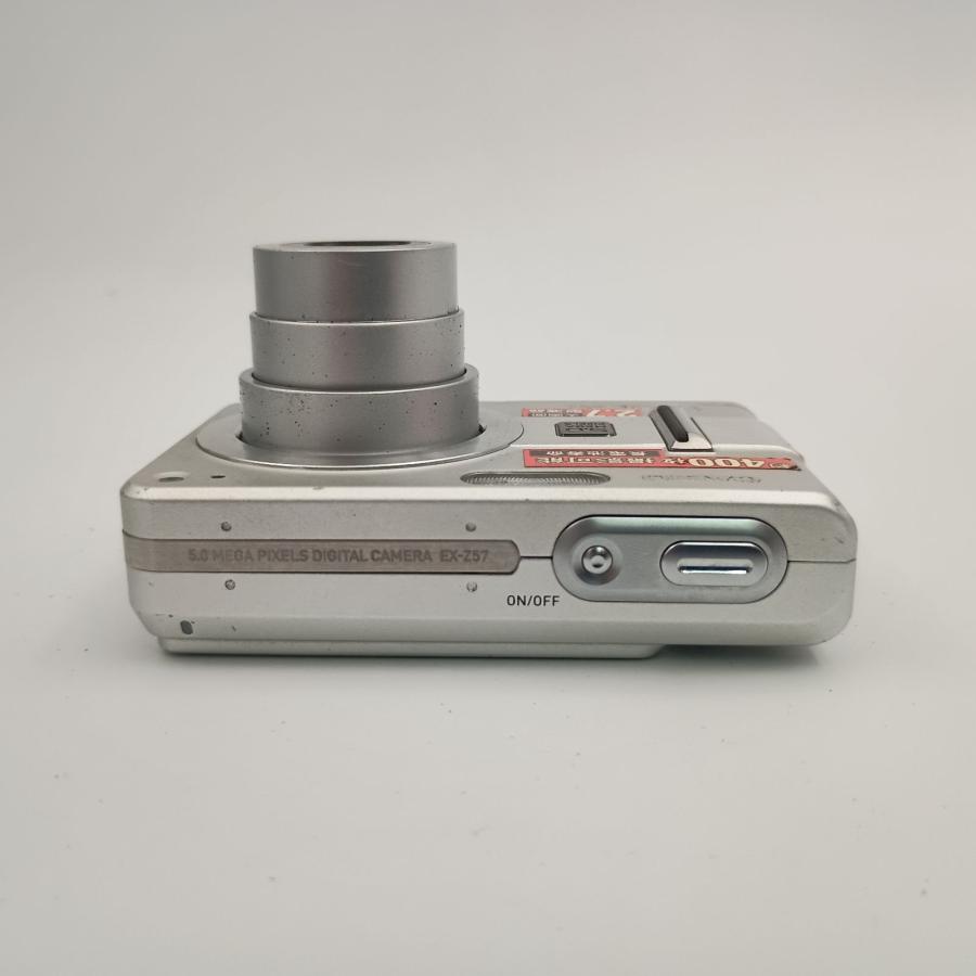 CASIO EXILIM EX-Z57 Compact DIGITAL Camera SILVER