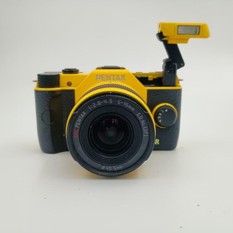 ペンタックス PENTAX Q7 黄色 ミラーレス 一眼レフ デジタルカメラ SMC