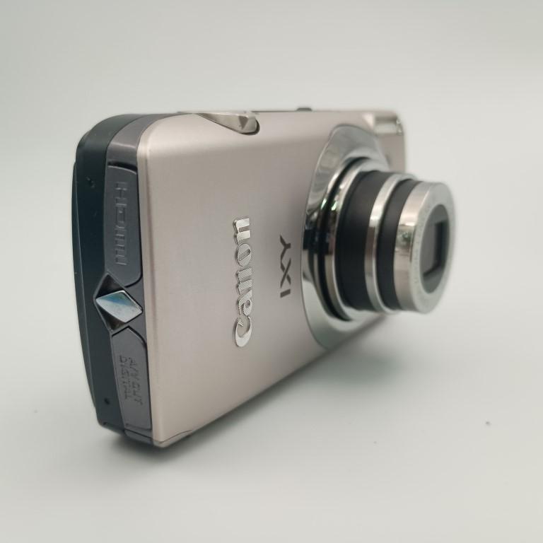 ブラックキャノン Canon IXY 10 S シルバー コンパクトデジタル