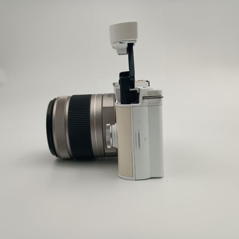 RICOH PENTAX Q-S1 白 デジタル一眼カメラ_4