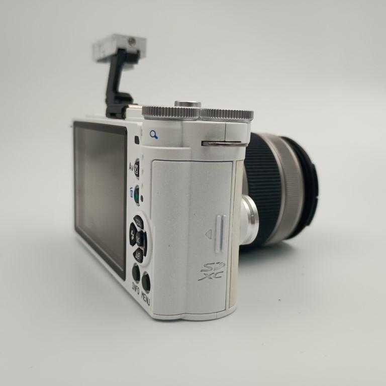 RICOH PENTAX Q-S1 白 デジタル一眼カメラ_8