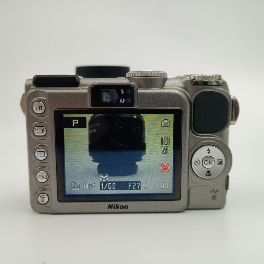 Nikon Coolpix P5000 Compact DIGITAL Camera コンパクトデジタル